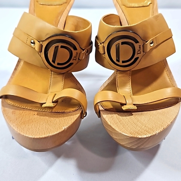 Christian Dior Tan Leather Womens Sandals/Heels Size 39 - Picture 3 of 10